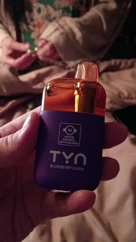 Robert D. video review of TYN Pro 50000 Puffs