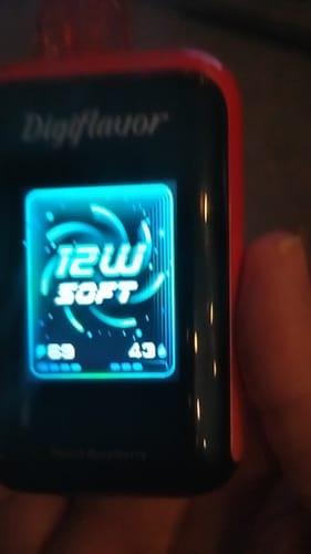 Shannon M. video review of Digiflavor SKY 25000 Puffs